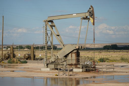 oil well